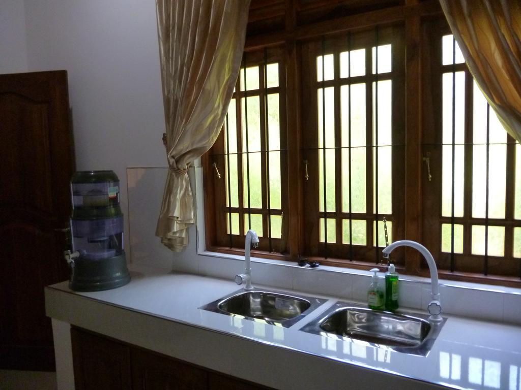 Serene Home Stay Uda Walawe Extérieur photo
