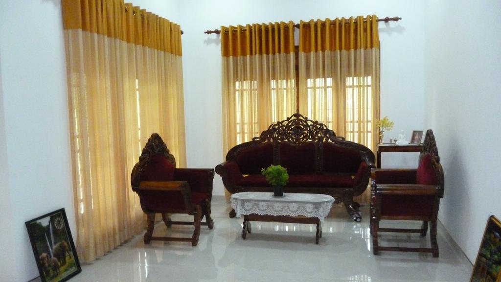 Serene Home Stay Uda Walawe Extérieur photo