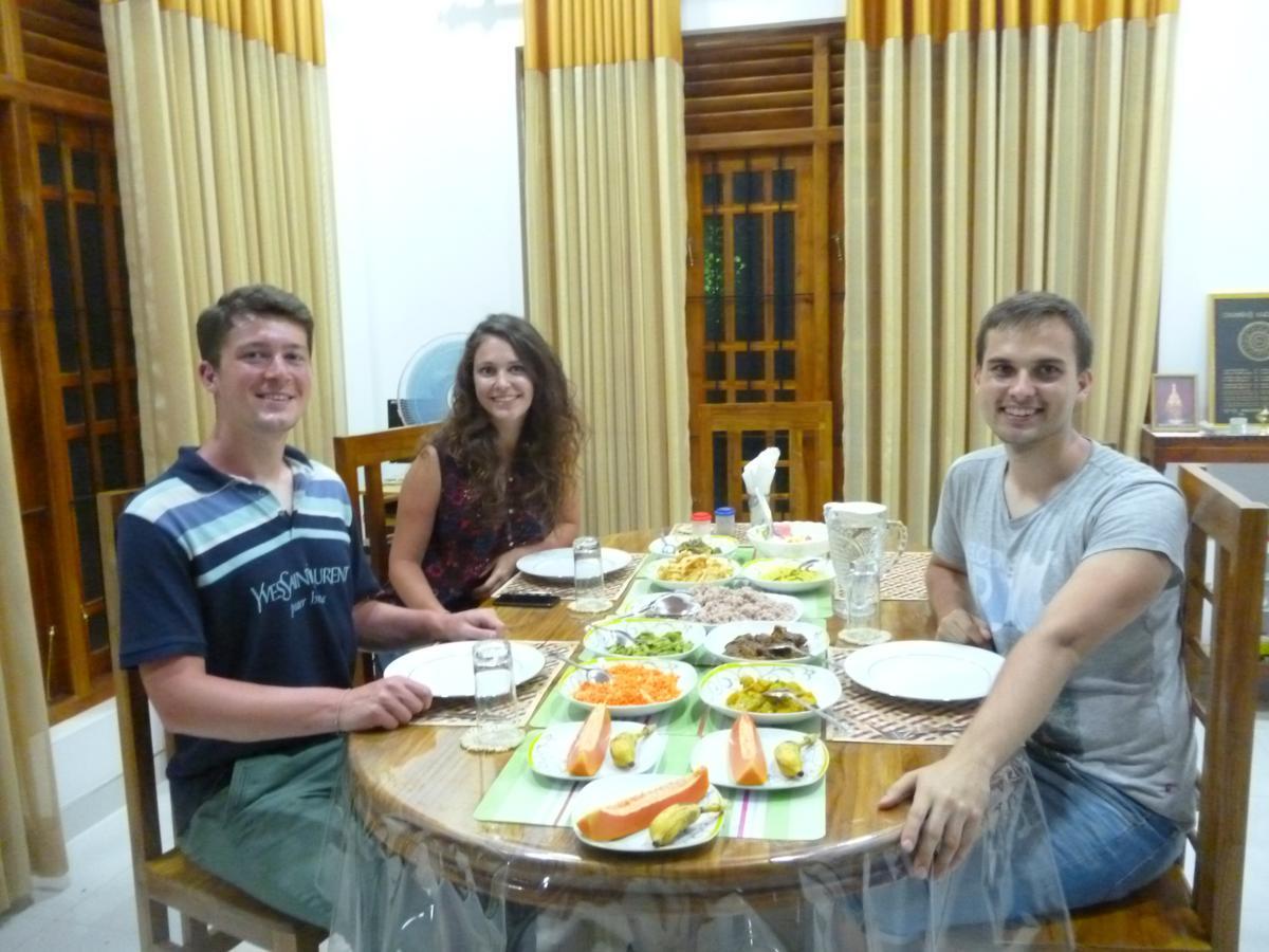 Serene Home Stay Uda Walawe Extérieur photo